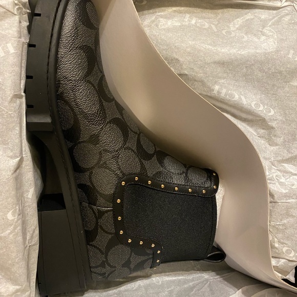 Coach boots brand new - Picture 3 of 3